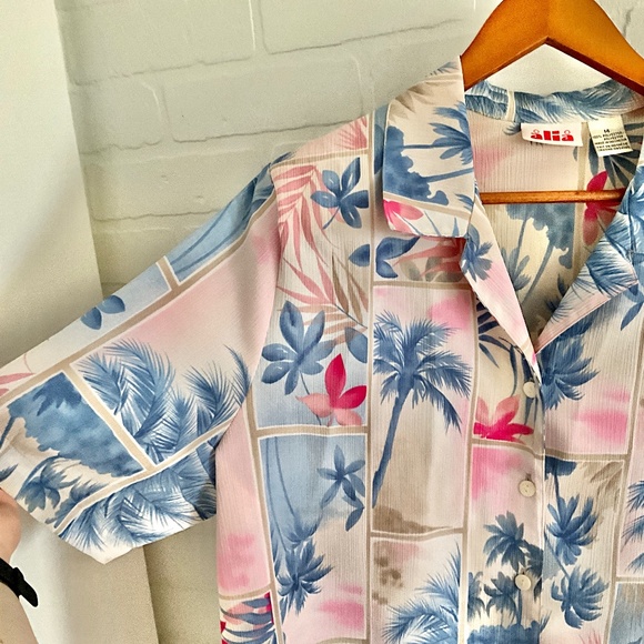 Vintage Alia Tropical Pink/Blue/Cream Short Sleeve Button Up Shirt // Size 14 - Picture 3 of 8